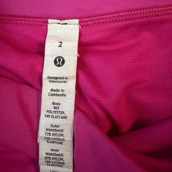 Lululemon Speed Up 2.5 Inch Short Size 2 Sonic Pink - Picture 6 of 6